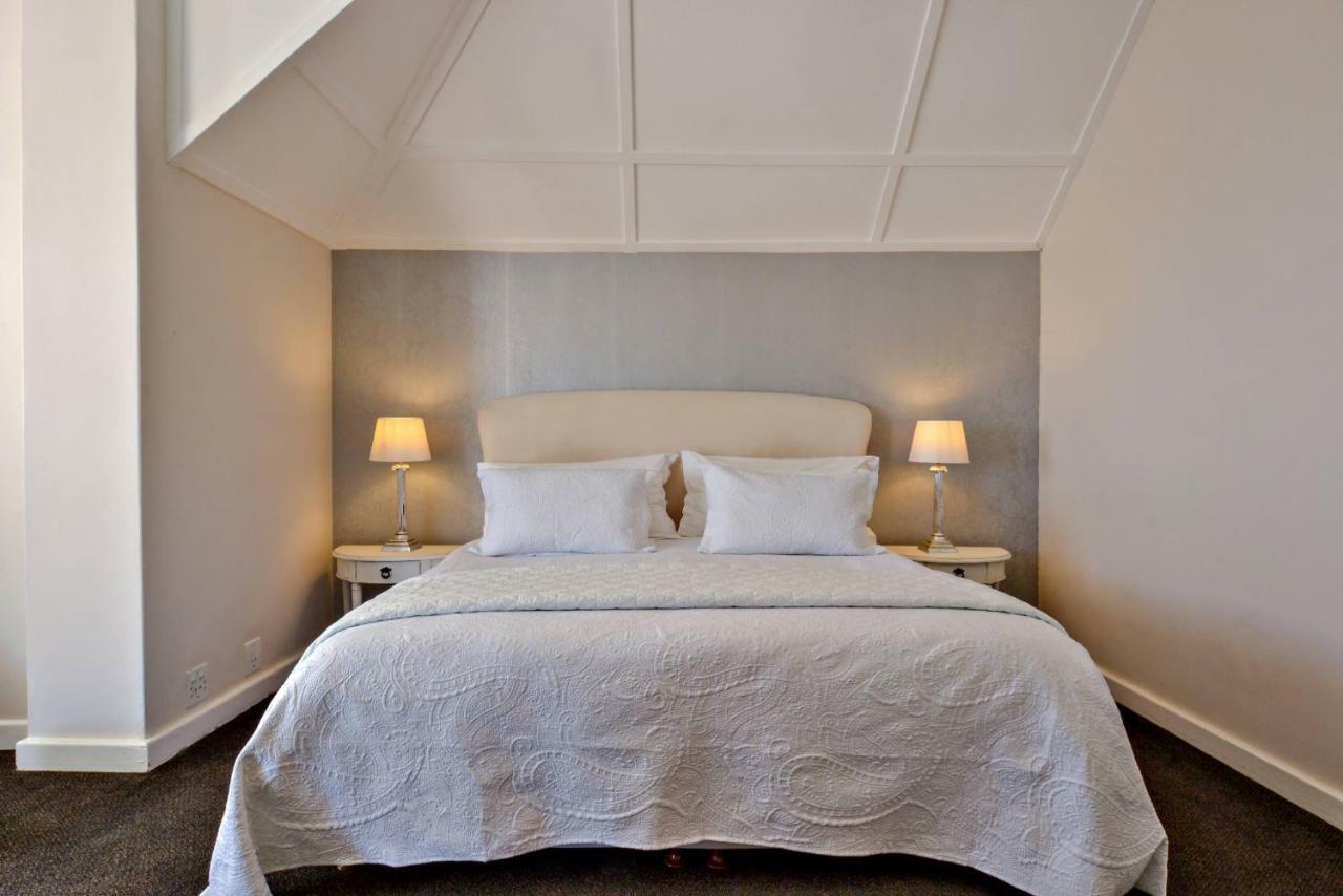 Rhonda'S Manor Boutique Guesthouse Cape Town Exterior photo