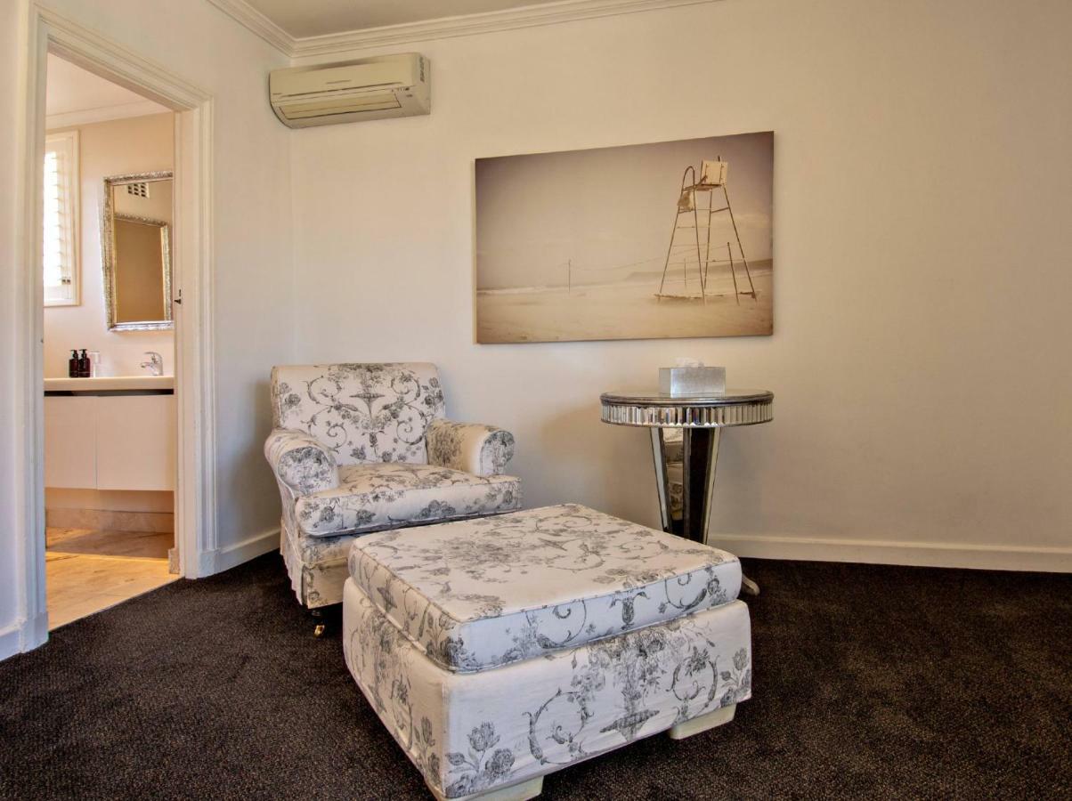 Rhonda'S Manor Boutique Guesthouse Cape Town Exterior photo
