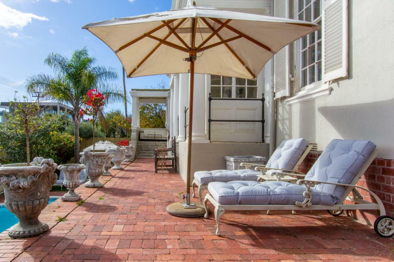 Rhonda'S Manor Boutique Guesthouse Cape Town Exterior photo